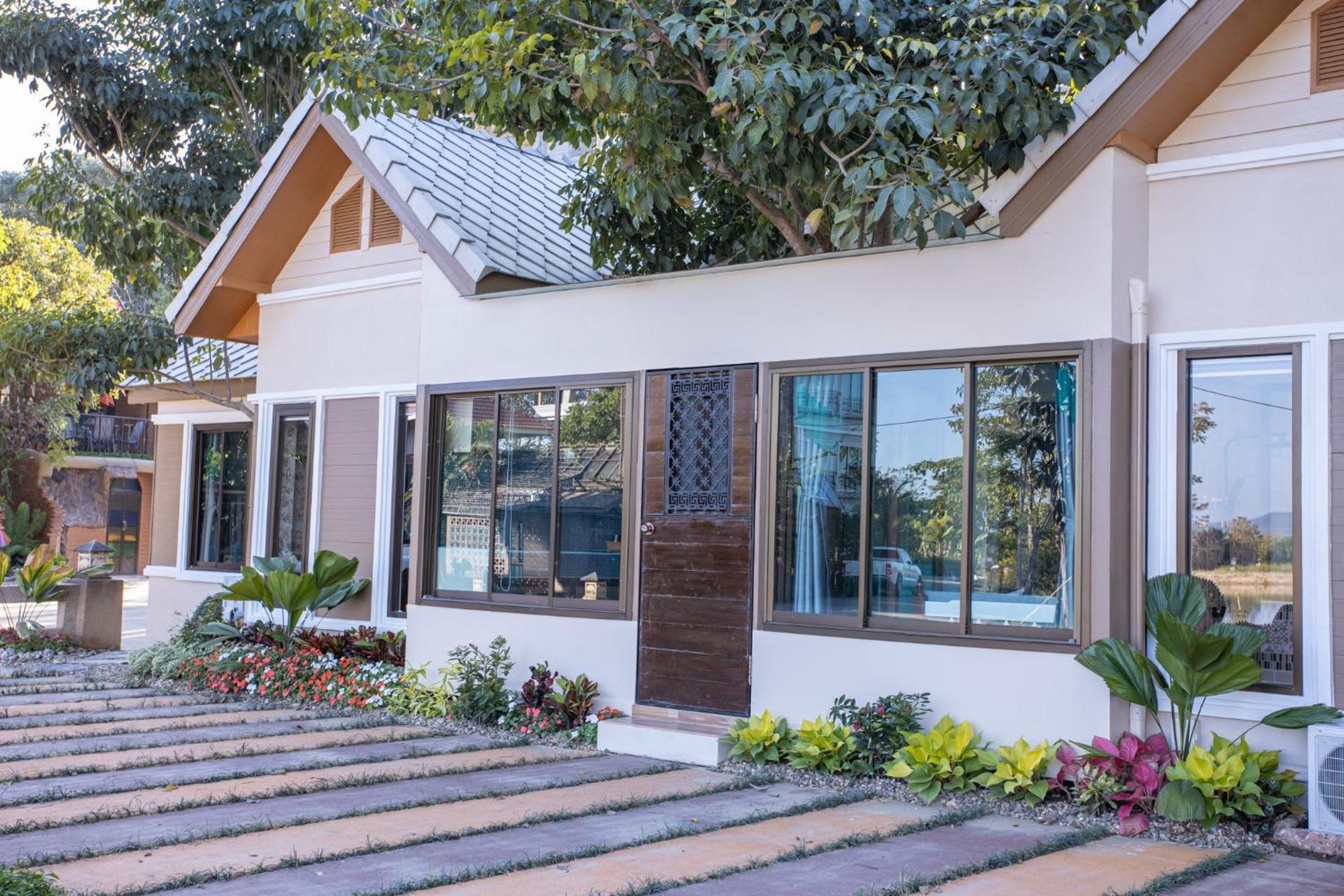 Mana-An Lake Hill Resort มานาอันเลคฮิลล์รีสอร์ต Csiangmaj Kültér fotó
