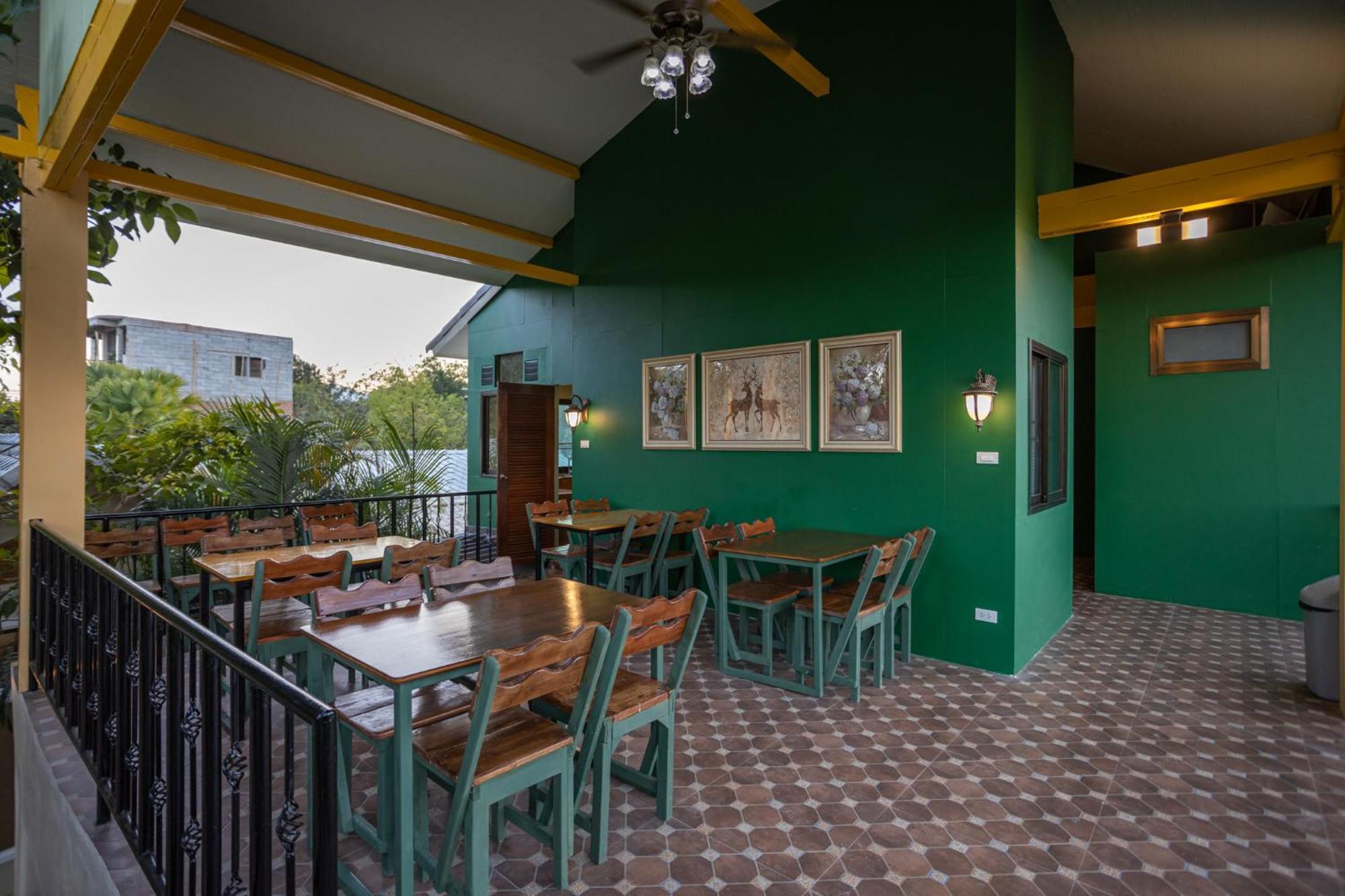 Mana-An Lake Hill Resort มานาอันเลคฮิลล์รีสอร์ต Csiangmaj Kültér fotó