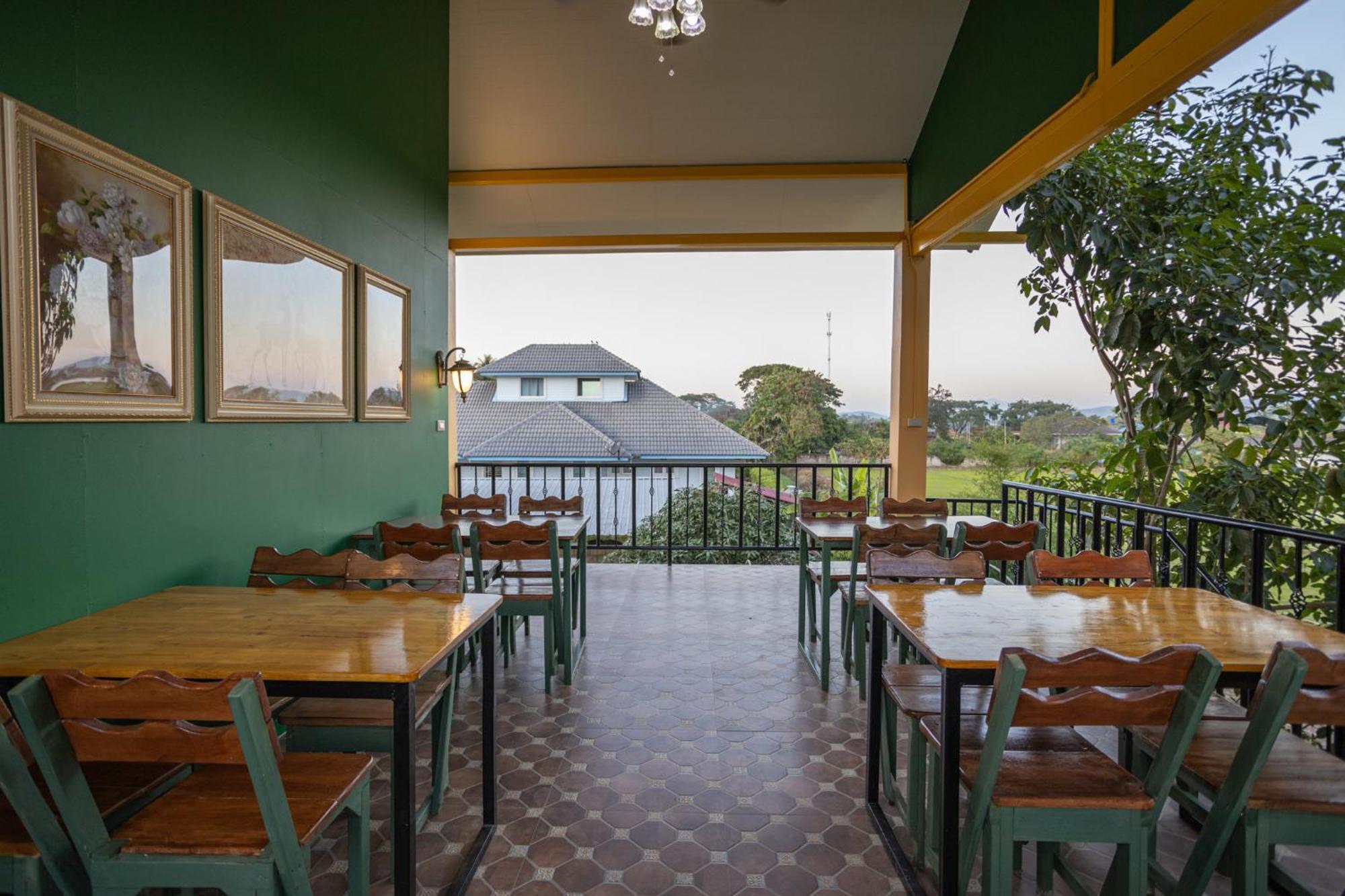 Mana-An Lake Hill Resort มานาอันเลคฮิลล์รีสอร์ต Csiangmaj Kültér fotó