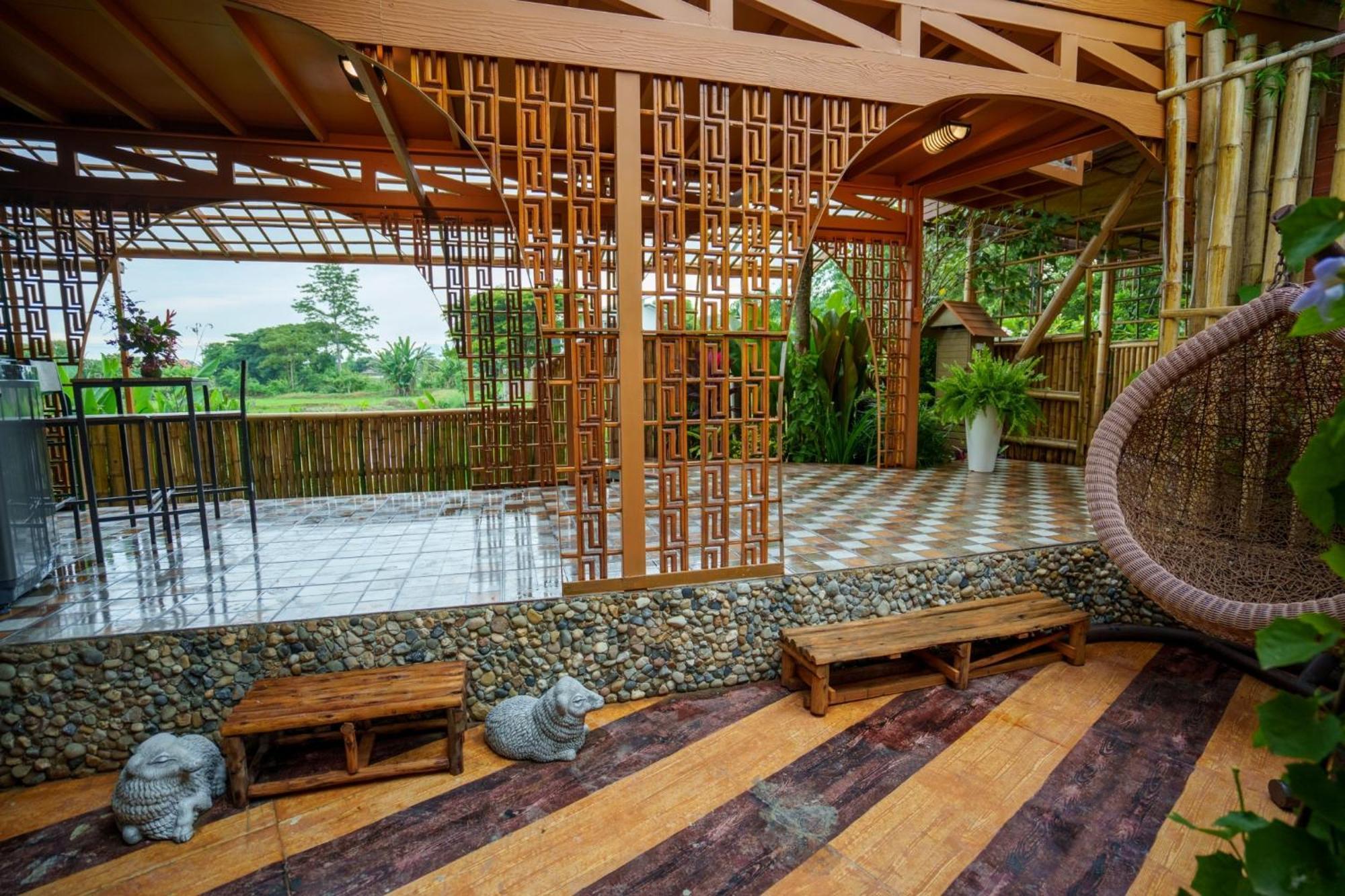 Mana-An Lake Hill Resort มานาอันเลคฮิลล์รีสอร์ต Csiangmaj Kültér fotó